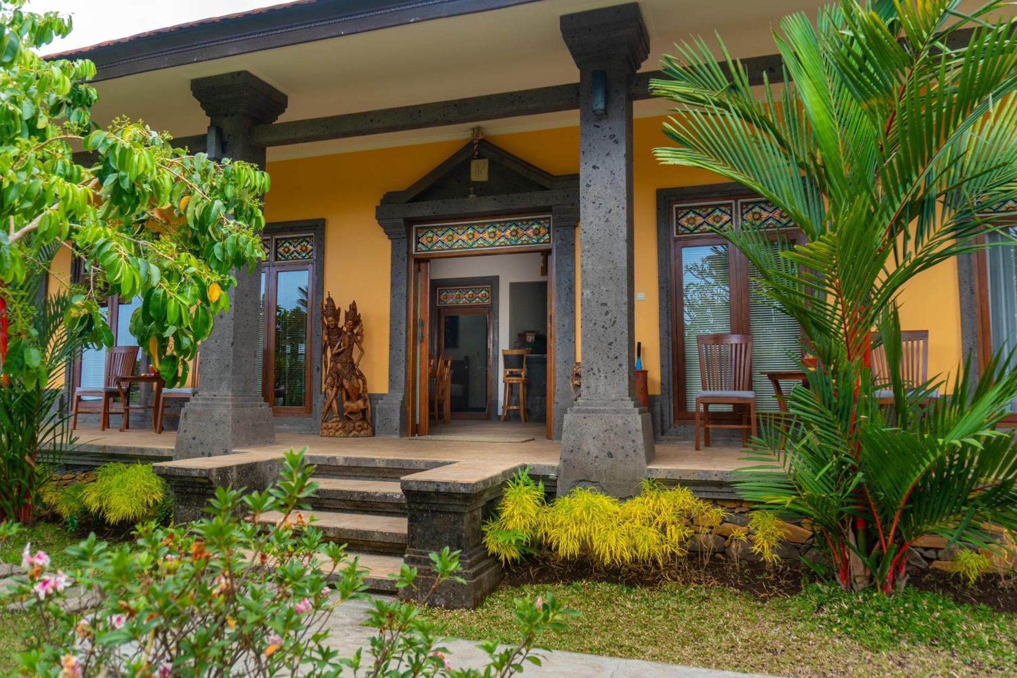 Villa Selonding Batu Lovina Exteriör bild
