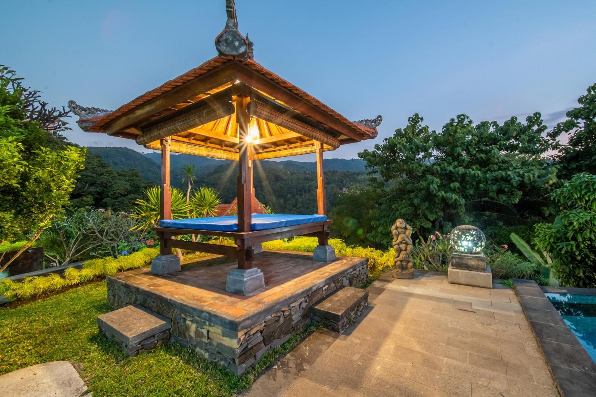 Villa Selonding Batu Lovina Exteriör bild